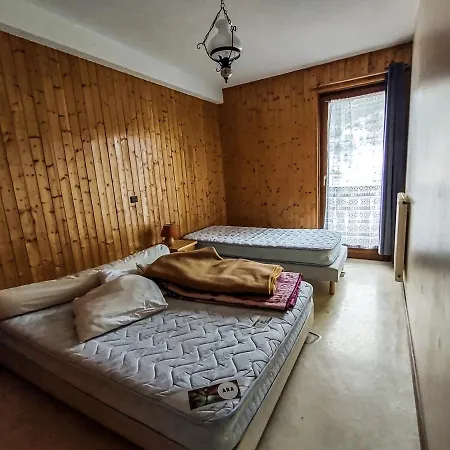 Grand 8 Personnes, Animaux Admis, Parking, Proche Des Pistes - Fr-1-671-108